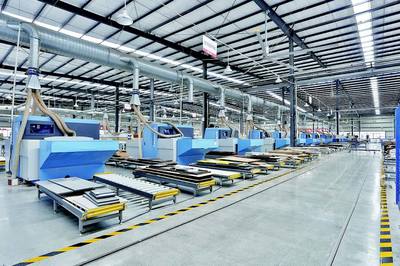 以信息化、智能化、綠色化為方向 推動輕紡行業(yè)穩(wěn)增長