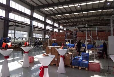 中國輕工機(jī)械協(xié)會領(lǐng)導(dǎo)參加邁克羅&middot;邁帝克飲料設(shè)備(天津)開幕典禮